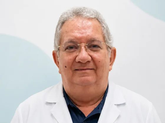 Dr. Mair Borba